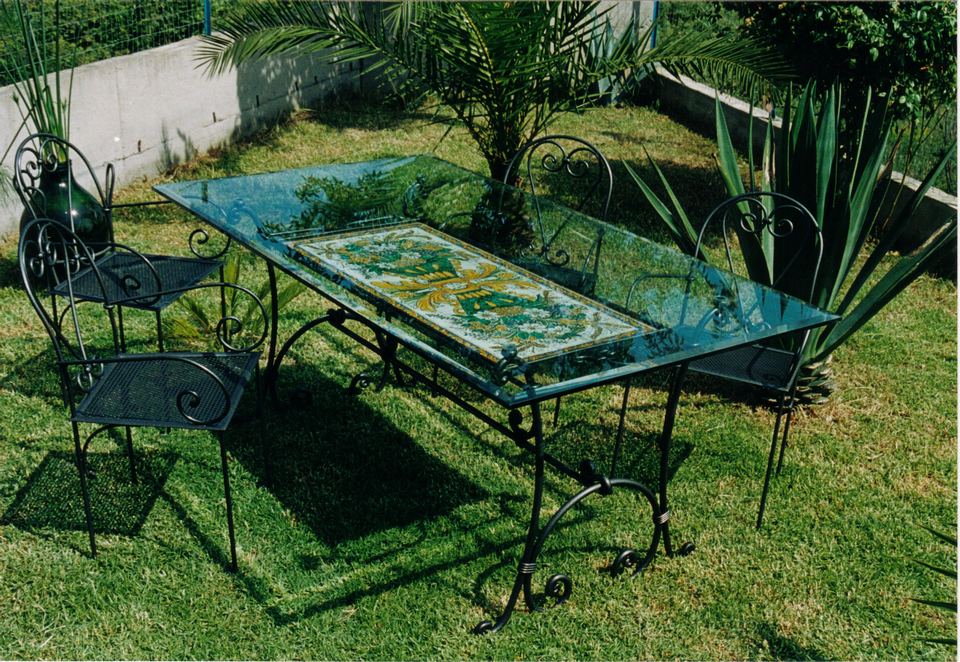 Fioriere in metallo zincato e accio inox per giardini e terrazzi ... Fioriera ferro battuto per giardino
